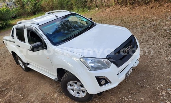 Buy Used Isuzu D–MAX White Car in Nairobi in Nairobi Buy Used Isuzu D–MAX White Car in Nairobi in Nairobi