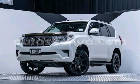 Buy Used Toyota Land Cruiser Prado White Car in Nairobi in Nairobi Buy Used Toyota Land Cruiser Prado White Car in Nairobi in Nairobi