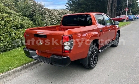 Nunua Ilio tumika Mitsubishi Triton Nyingine Gari ndani ya Nairobi nchini Nairobi