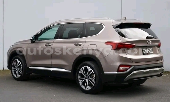 Buy Used Hyundai Santa Fe Brown Car in Nairobi in Nairobi Buy Used Hyundai Santa Fe Brown Car in Nairobi in Nairobi