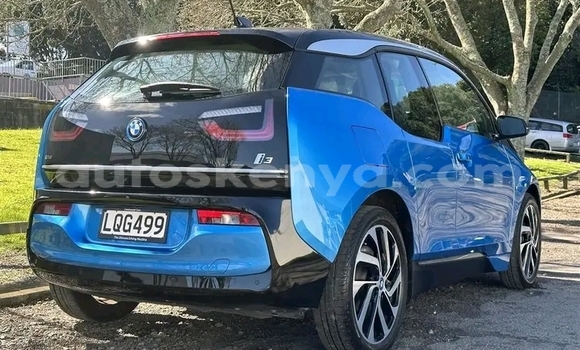 Nunua Ilio tumika BMW i3 Bluu Gari ndani ya Nairobi nchini Nairobi