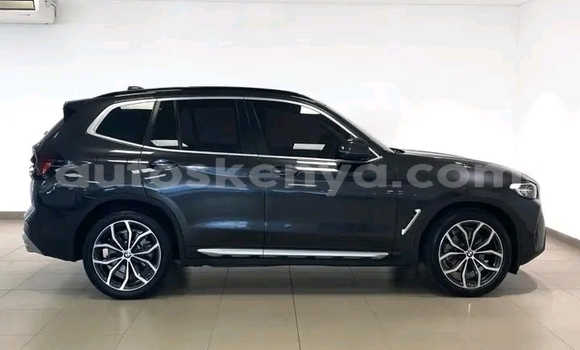Nunua Ilio tumika Subaru Outback Nyeusi Gari ndani ya Nairobi nchini Nairobi
