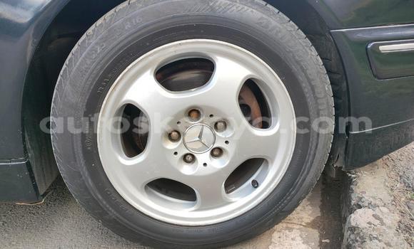 Buy Used Mercedes-Benz E200 Black Car in Nairobi in Nairobi Buy Used Mercedes-Benz E200 Black Car in Nairobi in Nairobi