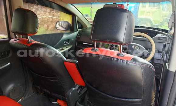 Nunua Ilio tumika Toyota Ractis Nyeupe Gari ndani ya Nakuru nchini Bonde la Ufafanuzi Nunua Ilio tumika Toyota Ractis Nyeupe Gari ndani ya Nakuru nchini Bonde la Ufafanuzi