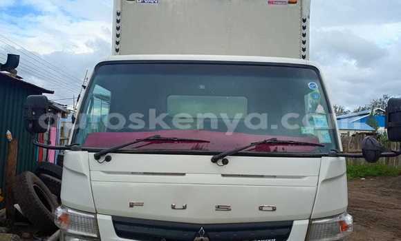 Nunua Ilio tumika Mitsubishi Fuso Nyeupe Lori ndani ya Nakuru nchini Bonde la Ufafanuzi Nunua Ilio tumika Mitsubishi Fuso Nyeupe Lori ndani ya Nakuru nchini Bonde la Ufafanuzi