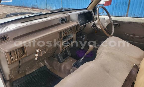 Nunua Ilio tumika Mitsubishi L200 Nyeupe Gari ndani ya Busia nchini West Kenya Nunua Ilio tumika Mitsubishi L200 Nyeupe Gari ndani ya Busia nchini West Kenya