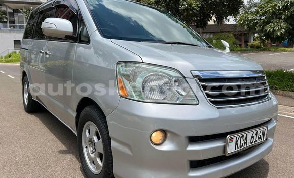 Nunua Ilio tumika Toyota Noah Nyeupe Gari ndani ya Bute nchini Kaskazini Mashariki mwa Kenya Nunua Ilio tumika Toyota Noah Nyeupe Gari ndani ya Bute nchini Kaskazini Mashariki mwa Kenya