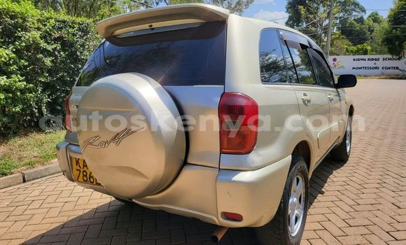Nunua Ilio tumika Toyota RAV4 Nyingine Gari ndani ya Busia nchini West Kenya Nunua Ilio tumika Toyota RAV4 Nyingine Gari ndani ya Busia nchini West Kenya