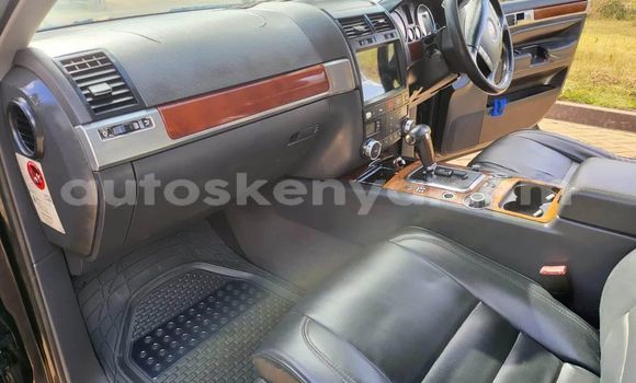 Nunua Ilio tumika Volkswagen Touran Nyeusi Gari ndani ya Busia nchini West Kenya Nunua Ilio tumika Volkswagen Touran Nyeusi Gari ndani ya Busia nchini West Kenya