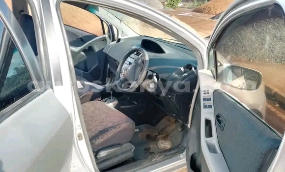 Buy Used Toyota Vitz Beige Car in Nairobi in Nairobi Buy Used Toyota Vitz Beige Car in Nairobi in Nairobi