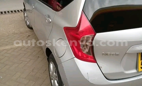 Nunua Ilio tumika Nissan Note Fedha Gari ndani ya Nairobi nchini Nairobi