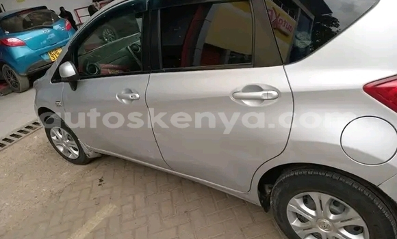 Nunua Ilio tumika Nissan Note Fedha Gari ndani ya Nairobi nchini Nairobi Nunua Ilio tumika Nissan Note Fedha Gari ndani ya Nairobi nchini Nairobi