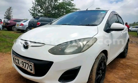 Nunua Ilio tumika Mazda Demio Nyeupe Gari ndani ya Nairobi nchini Nairobi Nunua Ilio tumika Mazda Demio Nyeupe Gari ndani ya Nairobi nchini Nairobi