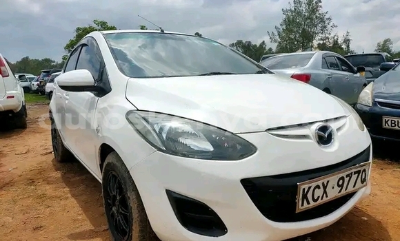 Nunua Ilio tumika Mazda Demio Nyeupe Gari ndani ya Nairobi nchini Nairobi Nunua Ilio tumika Mazda Demio Nyeupe Gari ndani ya Nairobi nchini Nairobi