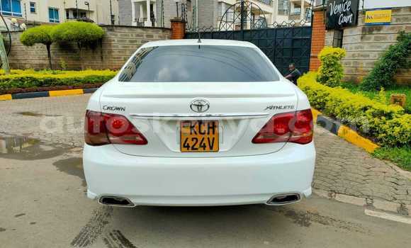 Buy Used Toyota Crown White Car in Nairobi in Nairobi Buy Used Toyota Crown White Car in Nairobi in Nairobi