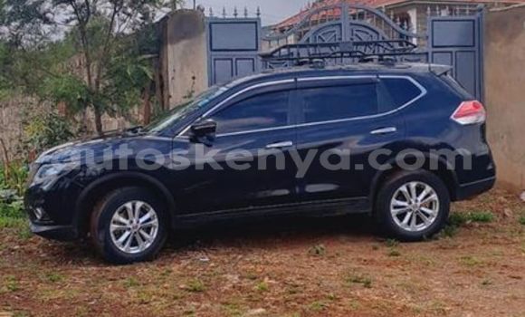 Oofamaa Nissan X–Trail Black Makiinaa iti Nairobi keessatti Nairobi keessatti