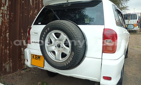 Buy Used Toyota RAV4 White Car in Nairobi in Nairobi Buy Used Toyota RAV4 White Car in Nairobi in Nairobi