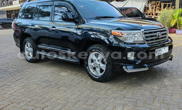 Nunua Ilio tumika Toyota Land Cruiser Nyeusi Gari ndani ya Nairobi nchini Nairobi