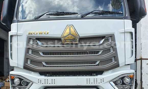 Nunua Mpya Mercedes‒Benz Truck Nyeupe Lori ndani ya Nairobi nchini Nairobi Nunua Mpya Mercedes‒Benz Truck Nyeupe Lori ndani ya Nairobi nchini Nairobi