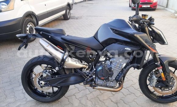 Oofamaa KTM Duke Black Doqdoqqee iti Nairobi keessatti Nairobi keessatti