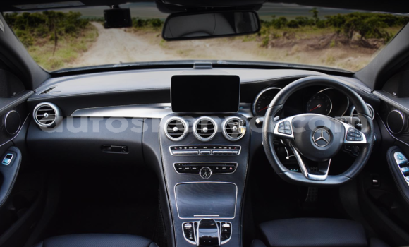 Buy Used Mercedes‒Benz C–Class Black Car in Nairobi in Nairobi Buy Used Mercedes‒Benz C–Class Black Car in Nairobi in Nairobi