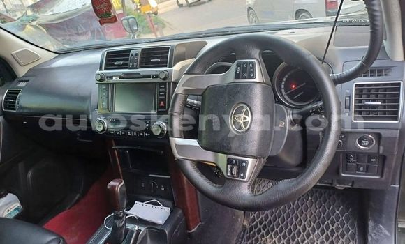 Oofamaa Toyota Land Cruiser Prado Black Makiinaa iti Nairobi keessatti Nairobi keessatti Oofamaa Toyota Land Cruiser Prado Black Makiinaa iti Nairobi keessatti Nairobi keessatti