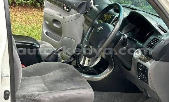 Oofamaa Toyota Land Cruiser Prado Black Makiinaa iti Nairobi keessatti Nairobi keessatti Oofamaa Toyota Land Cruiser Prado Black Makiinaa iti Nairobi keessatti Nairobi keessatti