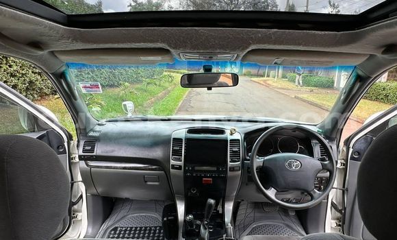 Oofamaa Toyota Land Cruiser Prado Black Makiinaa iti Nairobi keessatti Nairobi keessatti Oofamaa Toyota Land Cruiser Prado Black Makiinaa iti Nairobi keessatti Nairobi keessatti