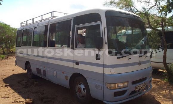 Oofamaa Cizeta V16t White Makiinaa iti Changamwe keessatti Coast keessatti Oofamaa Cizeta V16t White Makiinaa iti Changamwe keessatti Coast keessatti