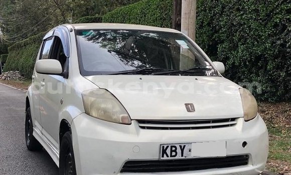 Nunua Ilio tumika Toyota Passo Nyeupe Gari ndani ya Nairobi nchini Nairobi