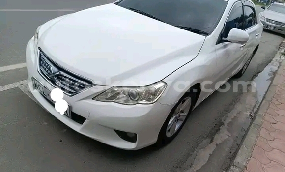 Buy Used Toyota Mark X White Car in Nairobi in Nairobi Buy Used Toyota Mark X White Car in Nairobi in Nairobi