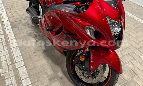 Oofamaa Suzuki HAYABUSA Red Doqdoqqee iti Nairobi keessatti Nairobi keessatti