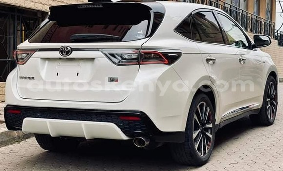 Buy Used Toyota Harrier White Car in Narok in Rift Valley Buy Used Toyota Harrier White Car in Narok in Rift Valley