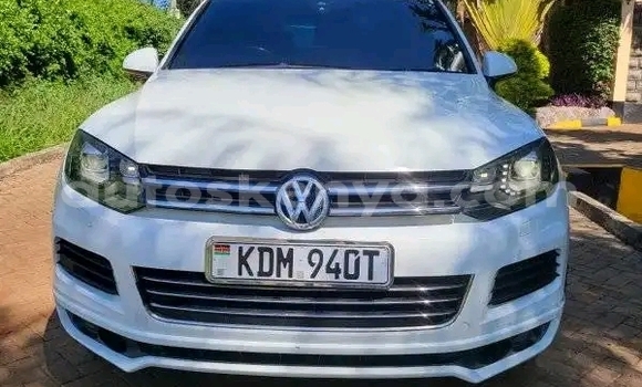 Buy Used Volkswagen Touareg White Car in Kiambu in Central Kenya Buy Used Volkswagen Touareg White Car in Kiambu in Central Kenya