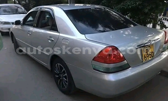 Nunua Ilio tumika Toyota Mark X Fedha Gari ndani ya Nairobi nchini Nairobi