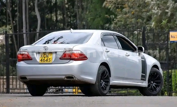 Buy Used Toyota Crown Silver Car in Nairobi in Nairobi