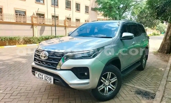 Buy Used Toyota Fortuner Silver Car in Nairobi in Nairobi Buy Used Toyota Fortuner Silver Car in Nairobi in Nairobi