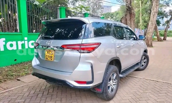 Buy Used Toyota Fortuner Silver Car in Nairobi in Nairobi Buy Used Toyota Fortuner Silver Car in Nairobi in Nairobi