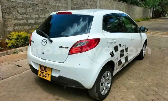 Buy Used Mazda Demio White Car in Nairobi in Nairobi Buy Used Mazda Demio White Car in Nairobi in Nairobi