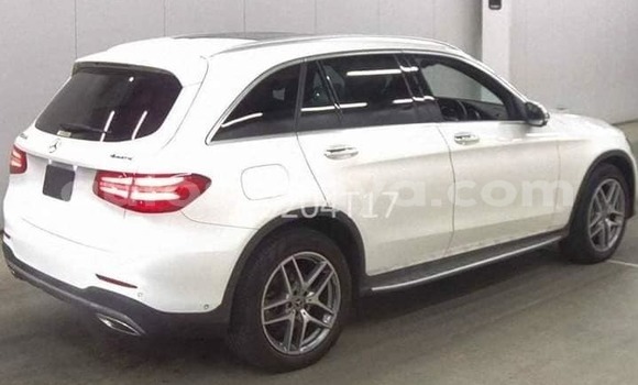 Nunua Ilio tumika Mercedes-Benz GLC 250D Nyeupe Gari ndani ya Bissil nchini Nairobi Nunua Ilio tumika Mercedes-Benz GLC 250D Nyeupe Gari ndani ya Bissil nchini Nairobi