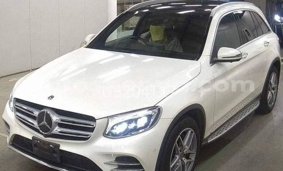 Nunua Ilio tumika Mercedes-Benz GLC 250D Nyeupe Gari ndani ya Bissil nchini Nairobi Nunua Ilio tumika Mercedes-Benz GLC 250D Nyeupe Gari ndani ya Bissil nchini Nairobi