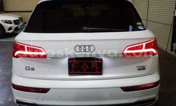 Nunua Ilio tumika Audi Q5 Nyeupe Gari ndani ya Bute nchini Kaskazini Mashariki mwa Kenya Nunua Ilio tumika Audi Q5 Nyeupe Gari ndani ya Bute nchini Kaskazini Mashariki mwa Kenya