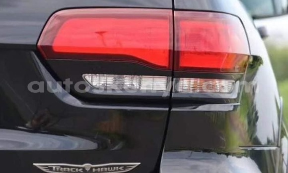 Nunua Ilio tumika Jeep Grand Cherokee Nyeusi Gari ndani ya Bura nchini Kaskazini Mashariki mwa Kenya Nunua Ilio tumika Jeep Grand Cherokee Nyeusi Gari ndani ya Bura nchini Kaskazini Mashariki mwa Kenya