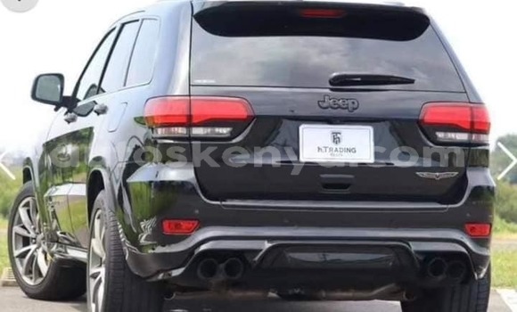 Nunua Ilio tumika Jeep Grand Cherokee Nyeusi Gari ndani ya Bura nchini Kaskazini Mashariki mwa Kenya Nunua Ilio tumika Jeep Grand Cherokee Nyeusi Gari ndani ya Bura nchini Kaskazini Mashariki mwa Kenya