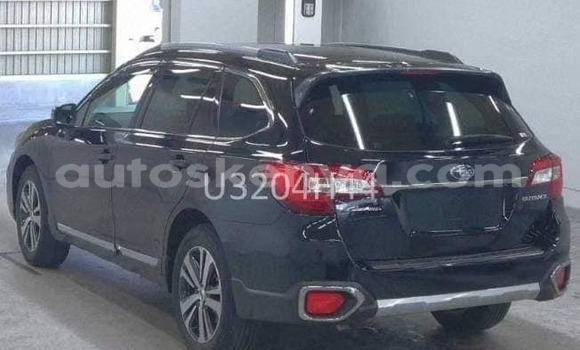 Nunua Ilio tumika Subaru Outback Nyeusi Gari ndani ya Busia nchini West Kenya Nunua Ilio tumika Subaru Outback Nyeusi Gari ndani ya Busia nchini West Kenya