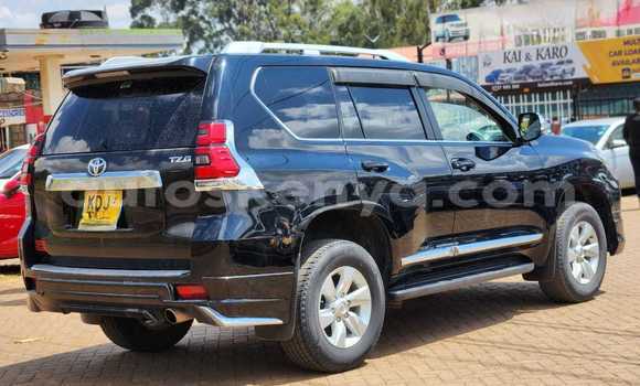 Nunua Ilio tumika Toyota Land Cruiser Prado Nyeusi Gari ndani ya Busia nchini West Kenya Nunua Ilio tumika Toyota Land Cruiser Prado Nyeusi Gari ndani ya Busia nchini West Kenya