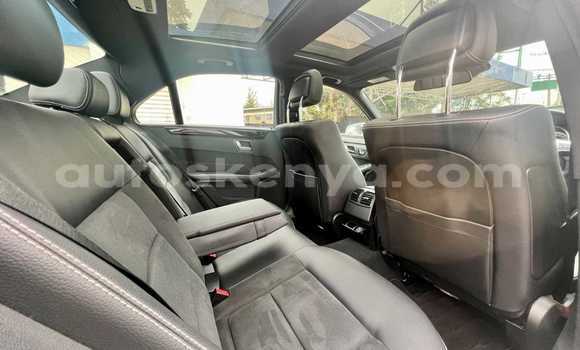 Buy Used Mercedes‒Benz E–Class White Car in Busia in West Kenya Buy Used Mercedes‒Benz E–Class White Car in Busia in West Kenya