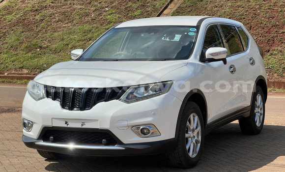 Buy Used Nissan X–Trail White Car in Bute in Northeast Kenya