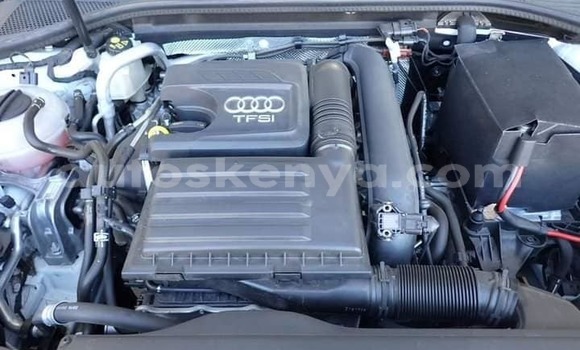 Nunua Ilio tumika Audi A3 Nyeupe Gari ndani ya Busia nchini West Kenya Nunua Ilio tumika Audi A3 Nyeupe Gari ndani ya Busia nchini West Kenya