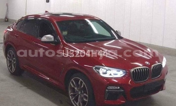 Nunua Ilio tumika BMW X4 Nyekundu Gari ndani ya Bura nchini Kaskazini Mashariki mwa Kenya